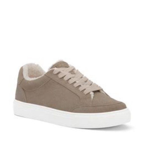 Birdies Cardinal Sneaker in Dune - Picture 1 of 9